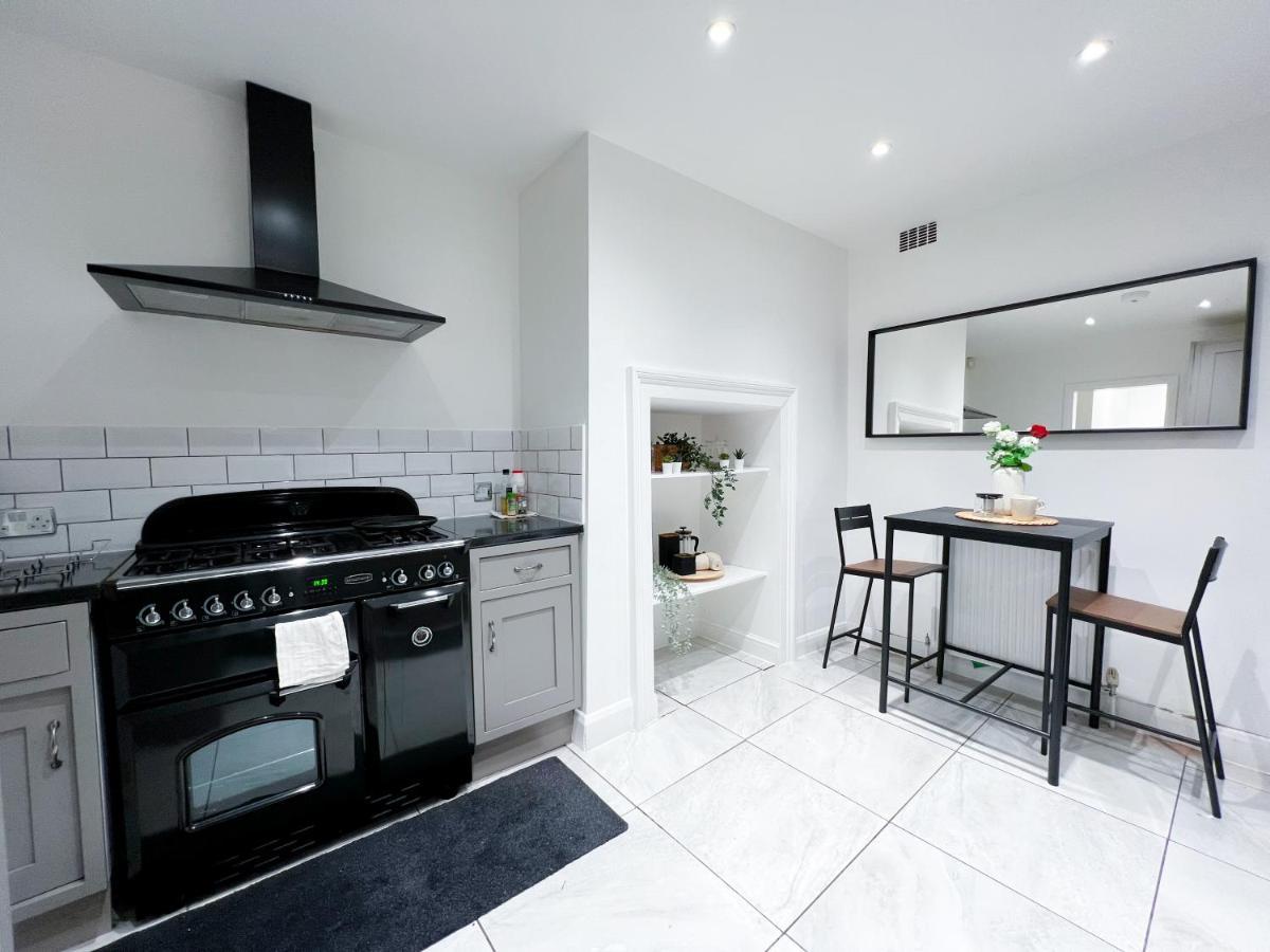 Stylish 3 Bed Flat With Garden Apartment London Luaran gambar